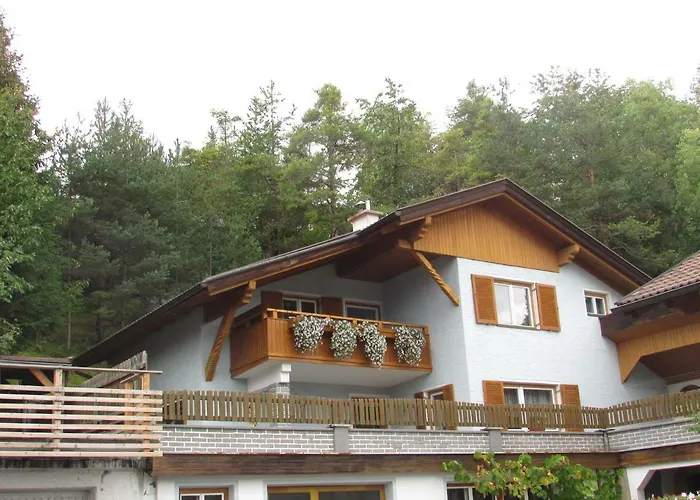 Ferienhaus Tschenett
