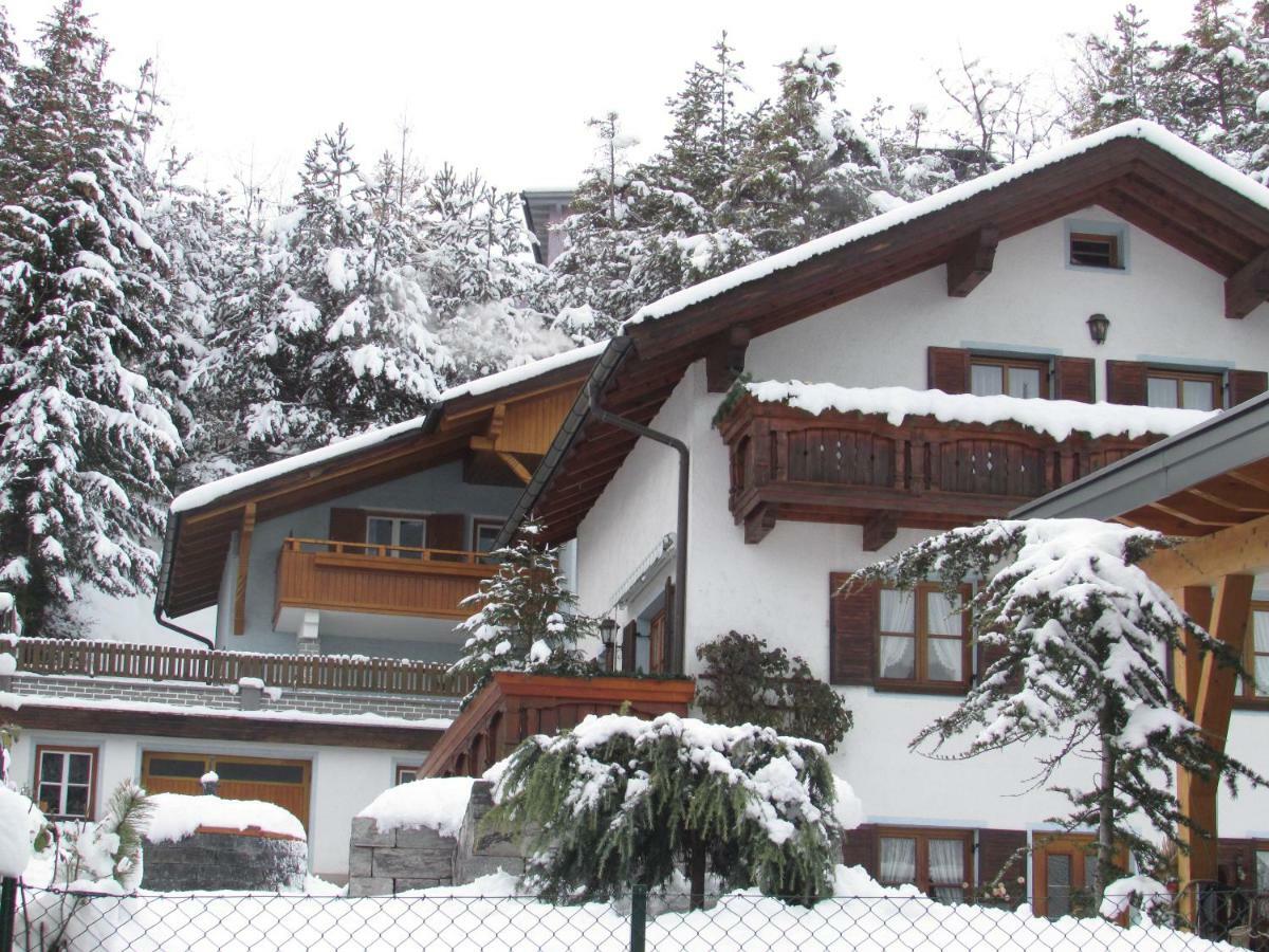 Ferienhaus Tschenett Imst